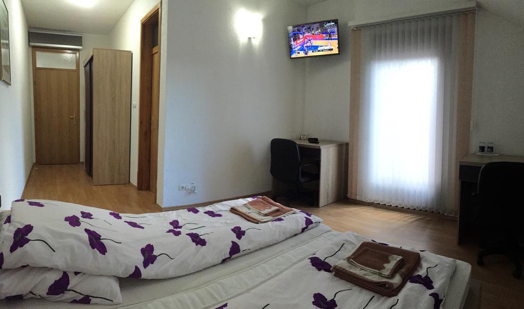 City Bridge Guest House Bihać Zewnętrze zdjęcie