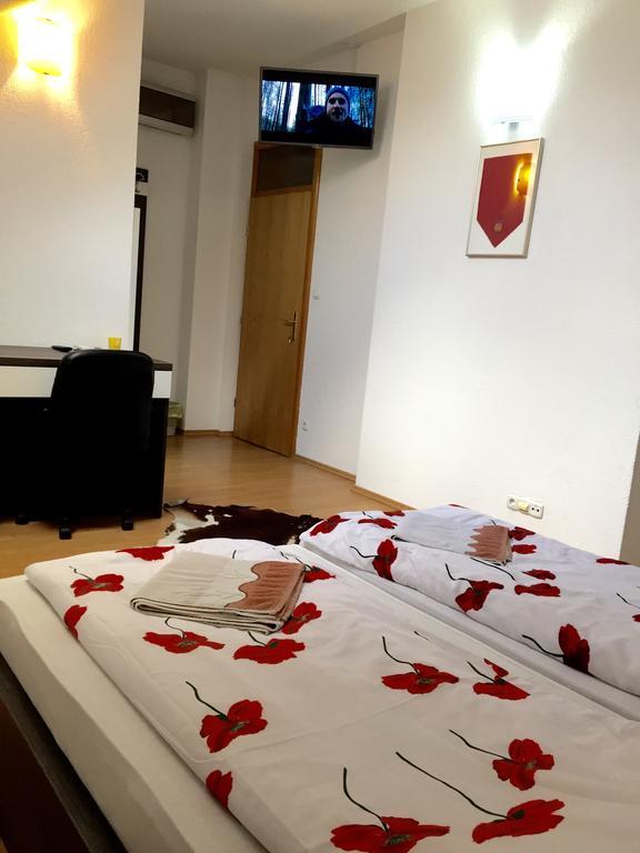 City Bridge Guest House Bihać Zewnętrze zdjęcie